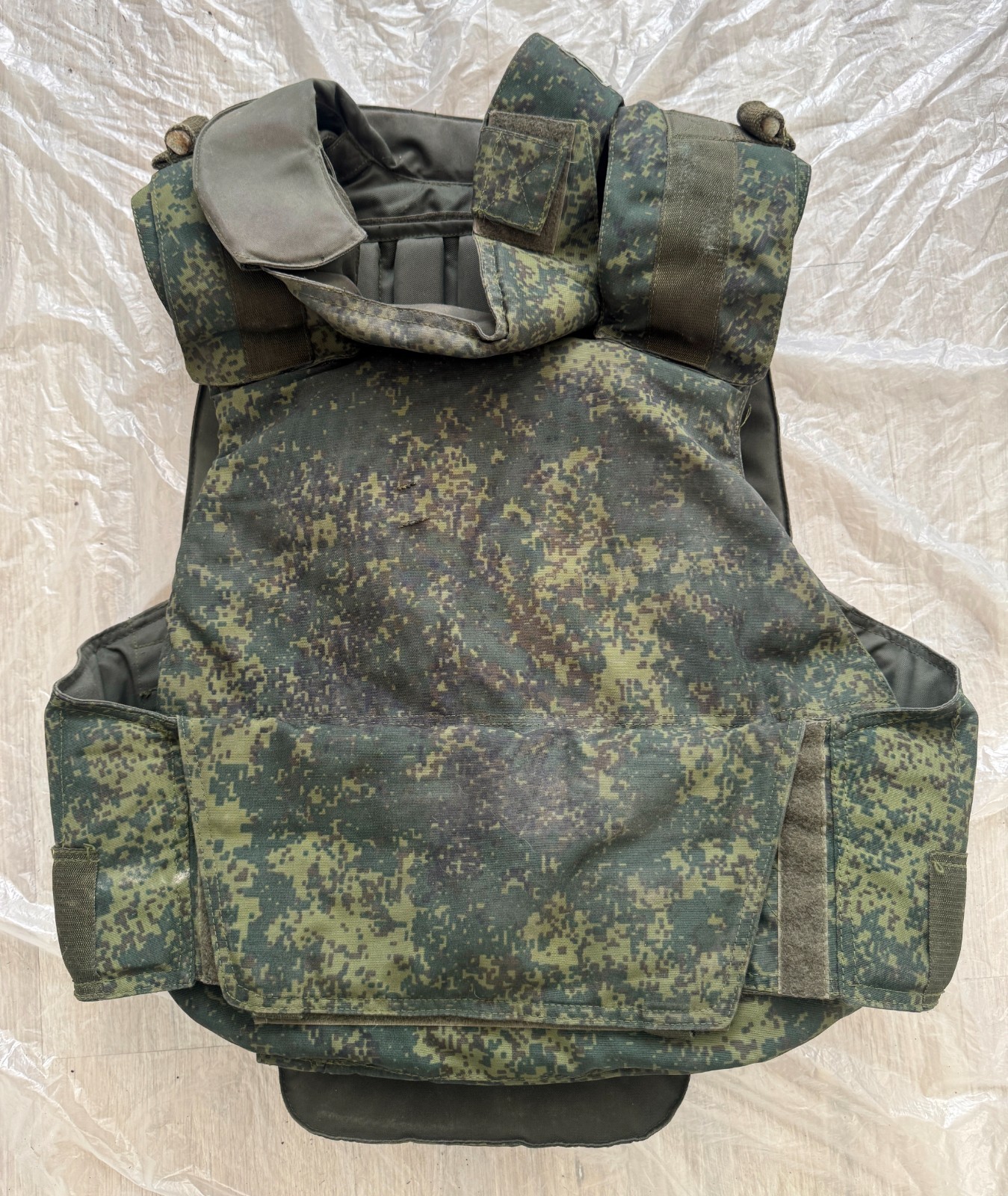Original Russian Army Soldier Military plate carrier vest 6B23 Ratnik Camo EMR