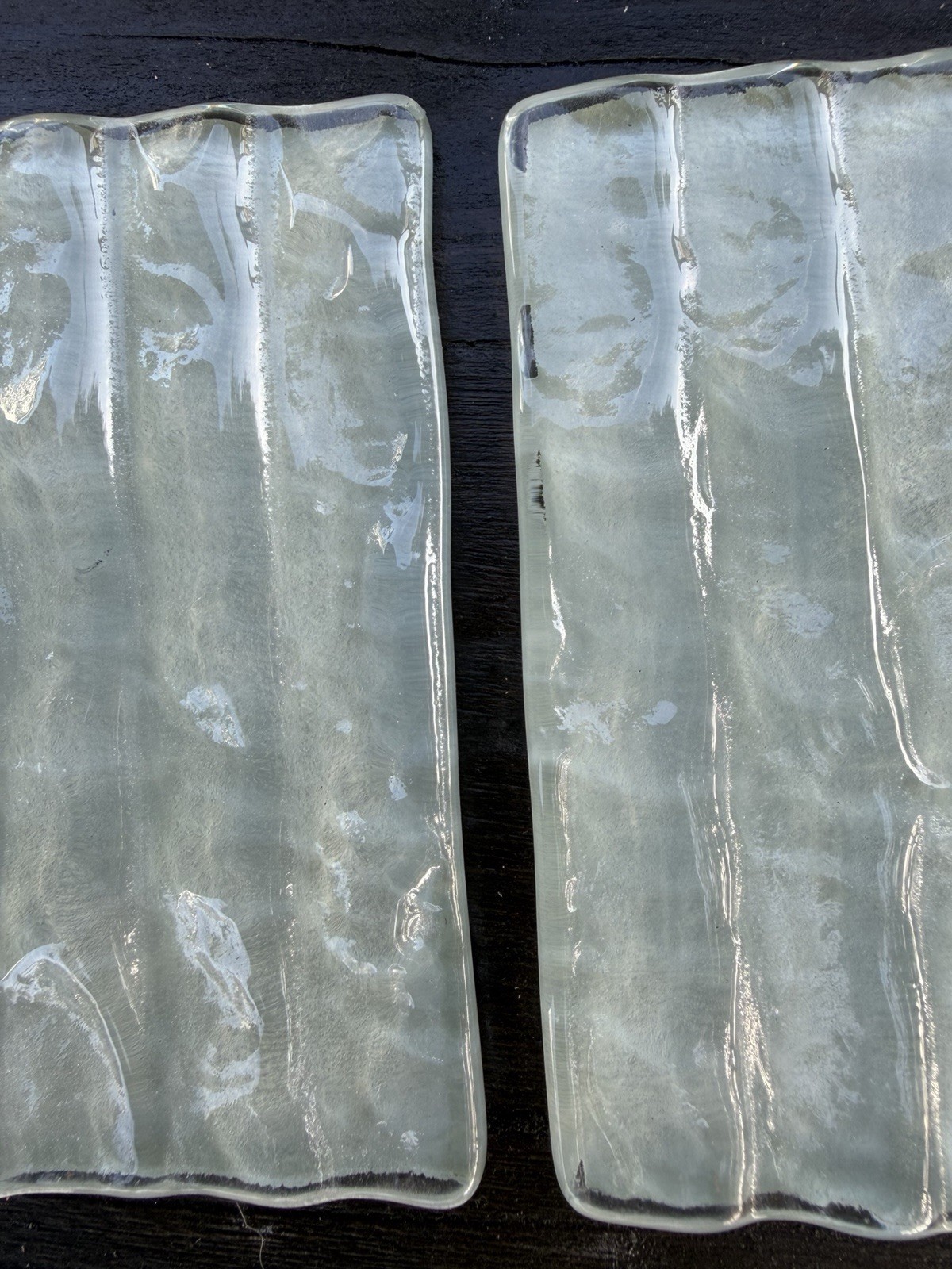 Interstyle Glass Wall Tile Wavy Sea Glass Design Irregular Edges 156 Total Tiles