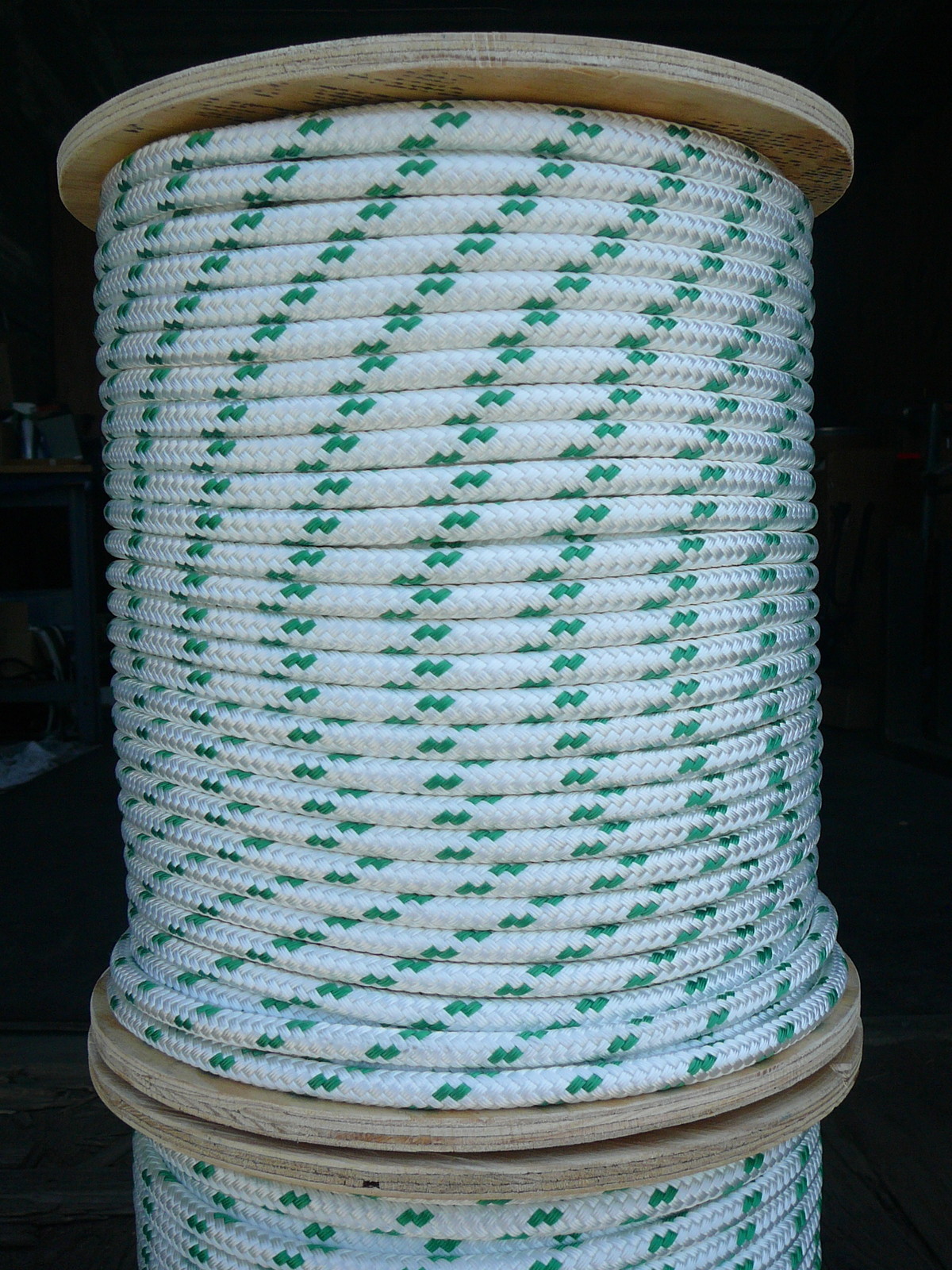 NovaTech XLE Halyard Sheet Line, Dacron Sailboat Rope 7/16" x 250' White/Green