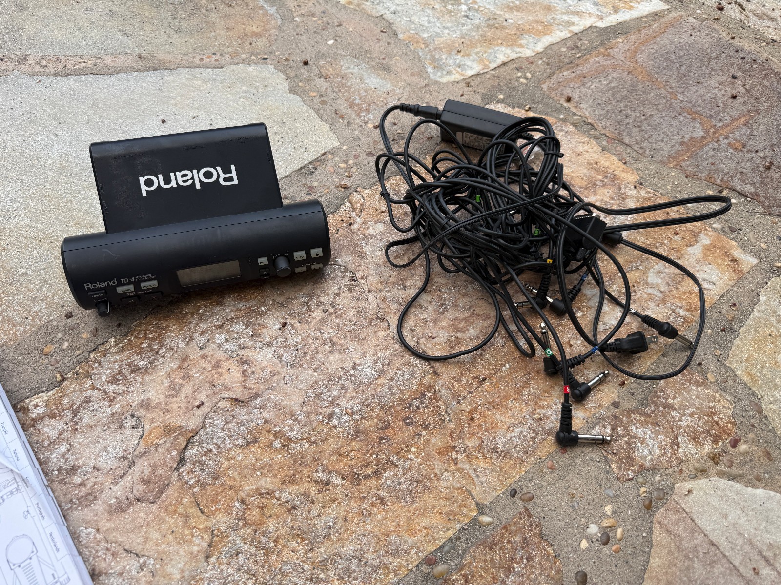 Roland TD-4 V Drum Percussion Sound Module with MANUAL