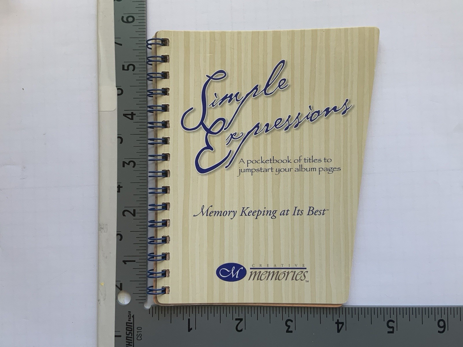 Creative Memories SIMPLE EXPRESSIONS TITLES 47pg Scrapbook Ideas English Spanish