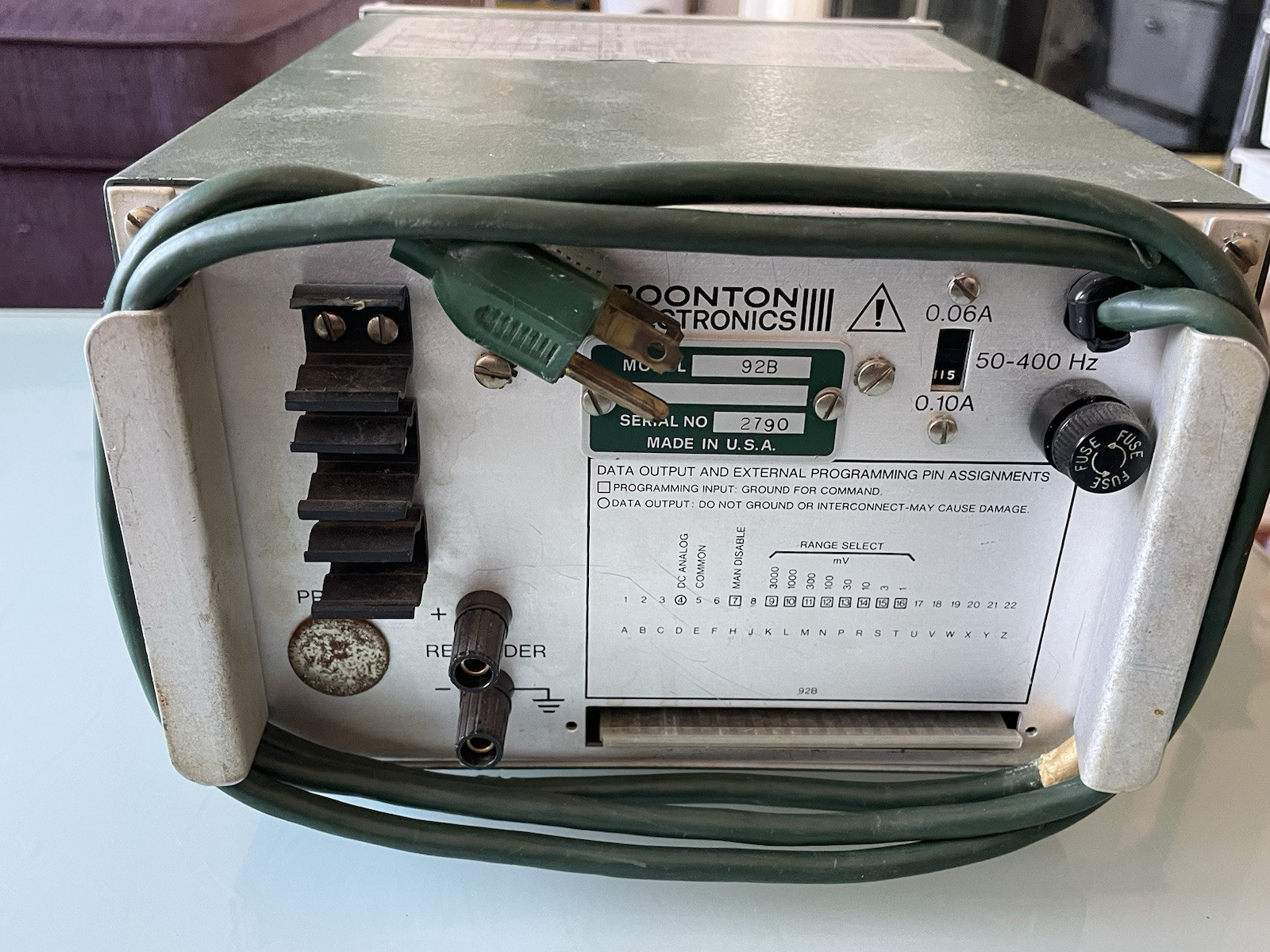 Boonton RF Millivolt Meter Model 92B No Probe Powers On As Is