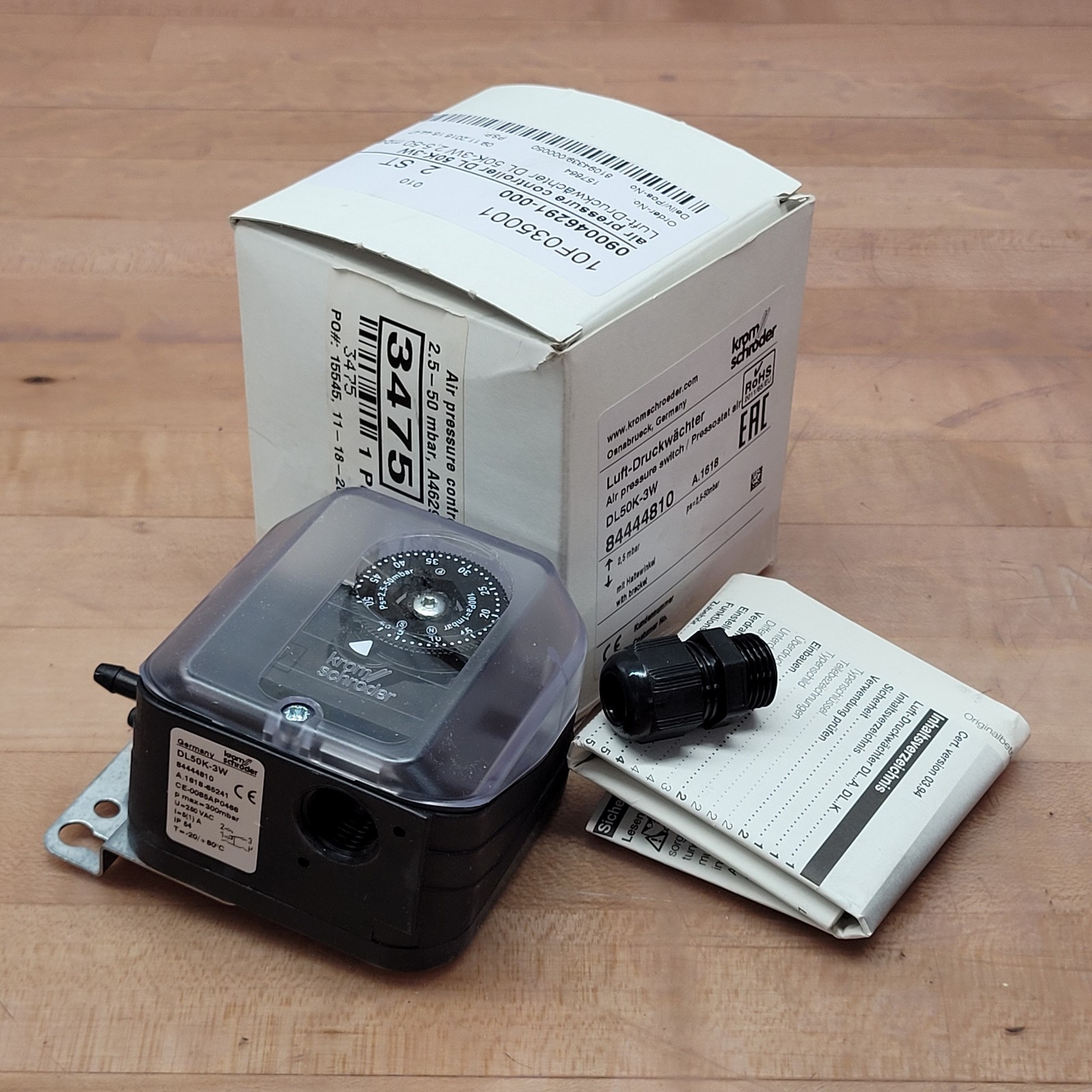 Krom Schroder DL50K-3W Air Pressure Switch, 300 mBar Max, 84444810 - NEW