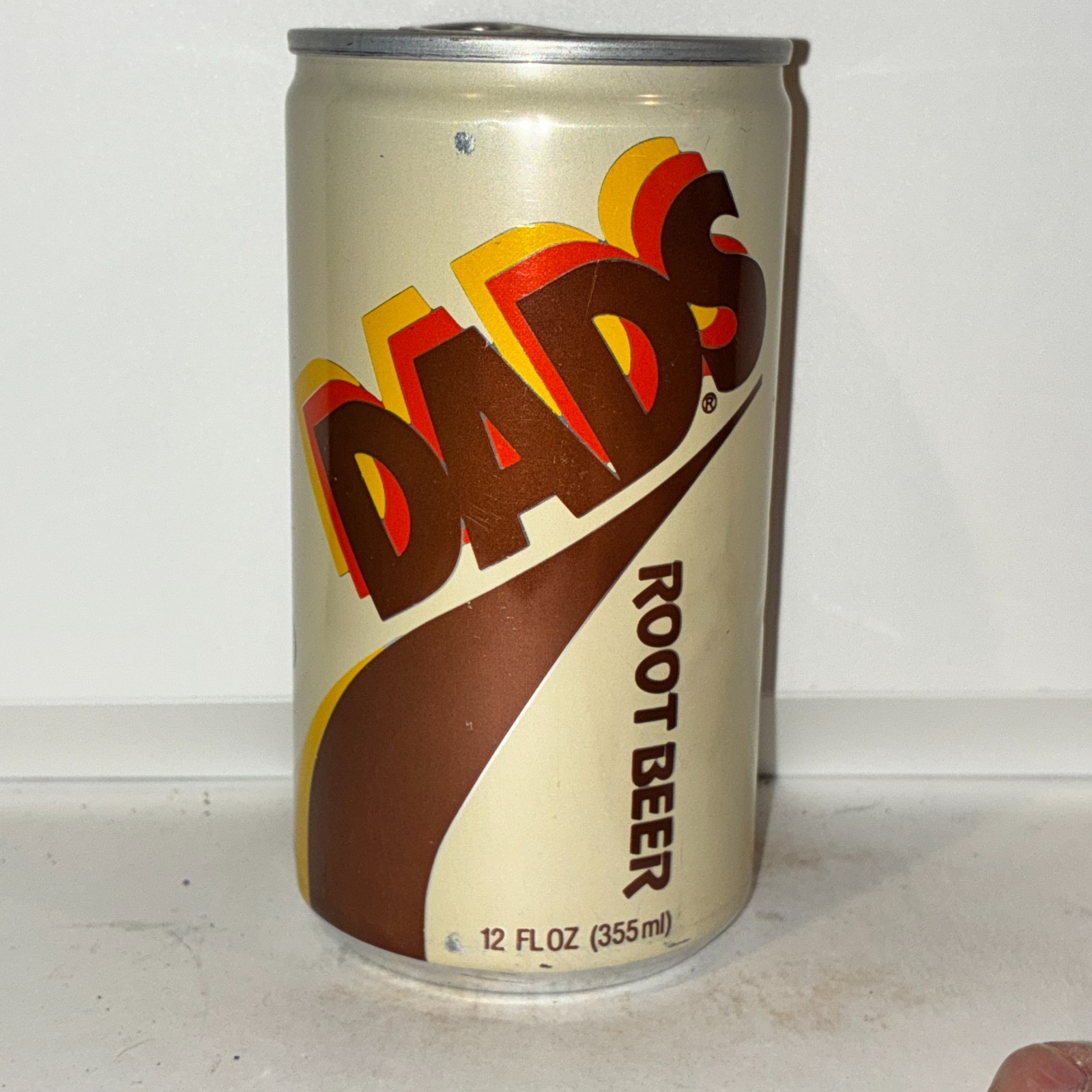1970's Dads root beer soda can, aluminum