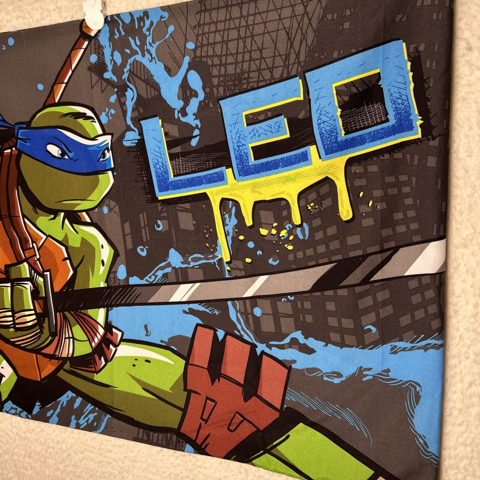 Teenage Mutant Ninja Turtles Pillowcase 2016 Two Different Scenes Leo & Raph