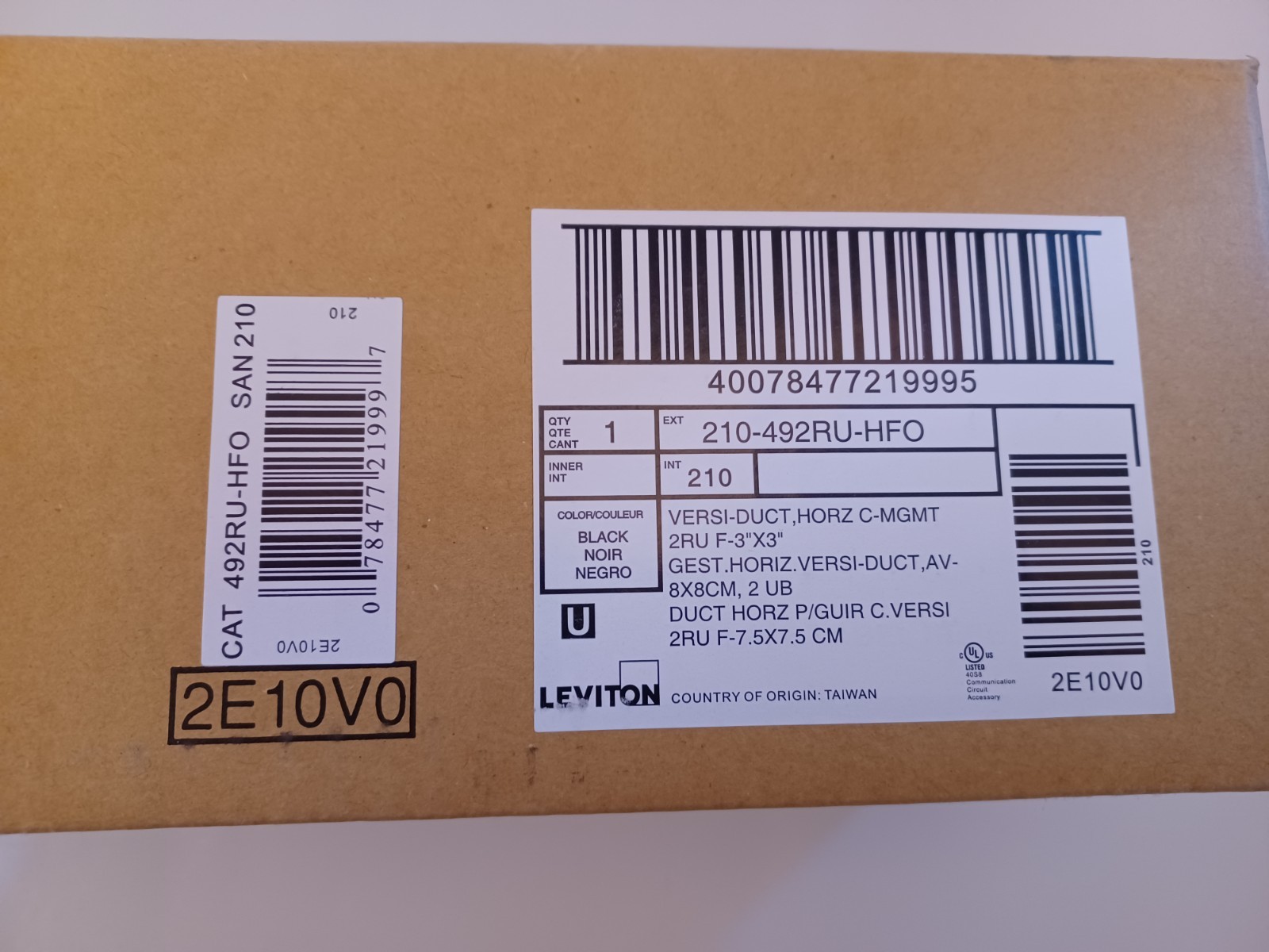 Leviton 492RUHFO Horizontal Manager - Black - NEW Factory Sealed Box