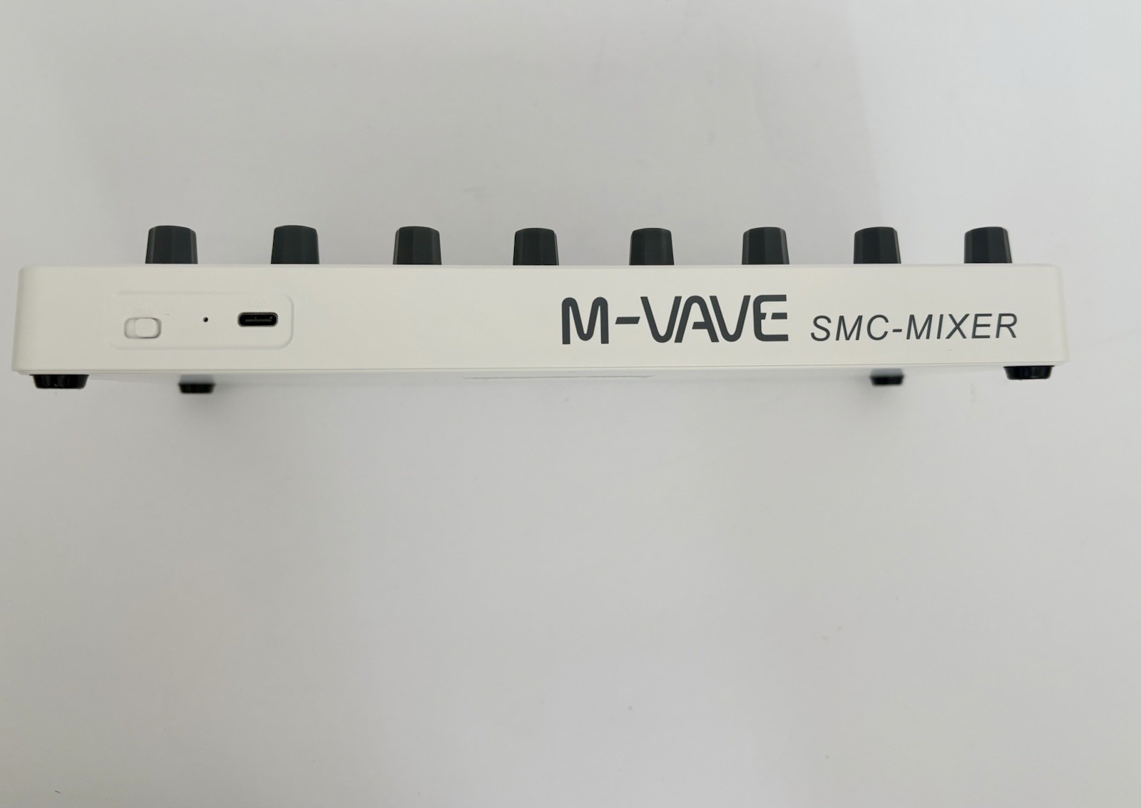 SMC Mixer Midi Controller - Wireless, Battery Operated, Compatible with Most DAW