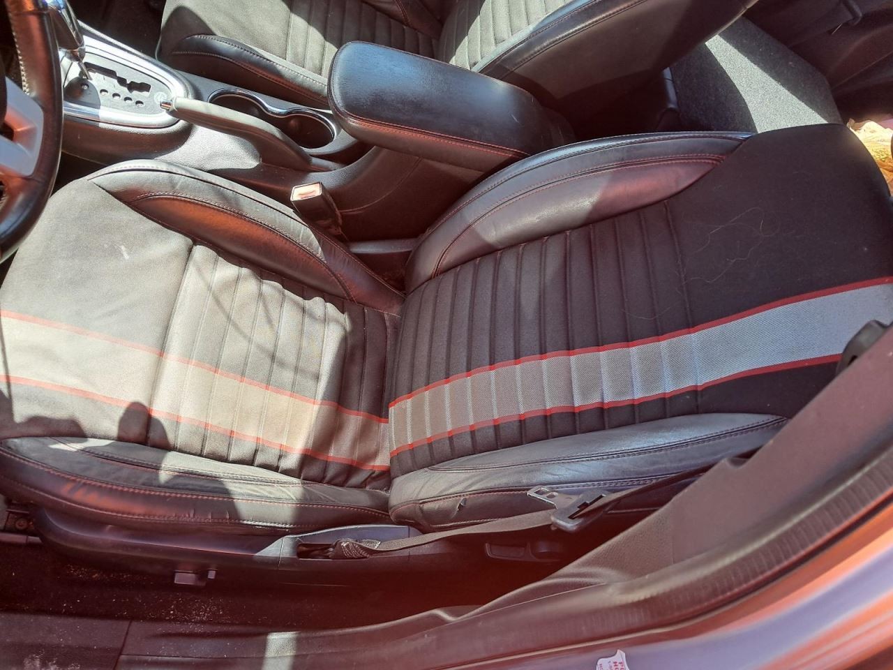AVENGER 2013 Glove Box 4827345