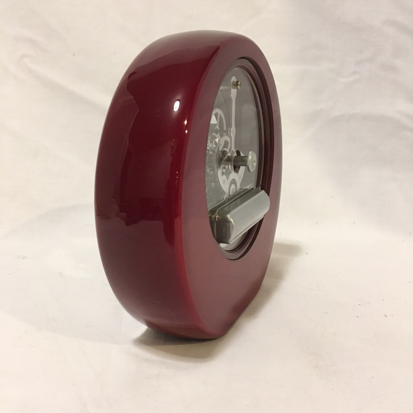 Executive Engraved Silver Gear Da Vinci Marquee Style Dark Cherry Desk Clock