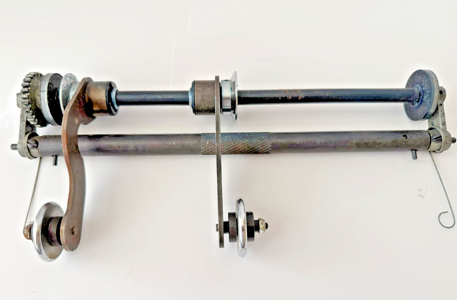 AB DICK Ejector Roller Assembly - Used Condition FREE s/h Included