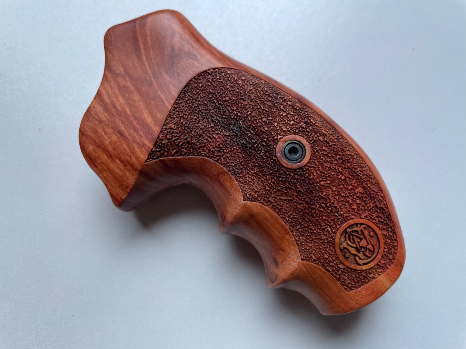New Rough texture Wood Decorative Grips for S&W, K/L ROUND BUTT 686