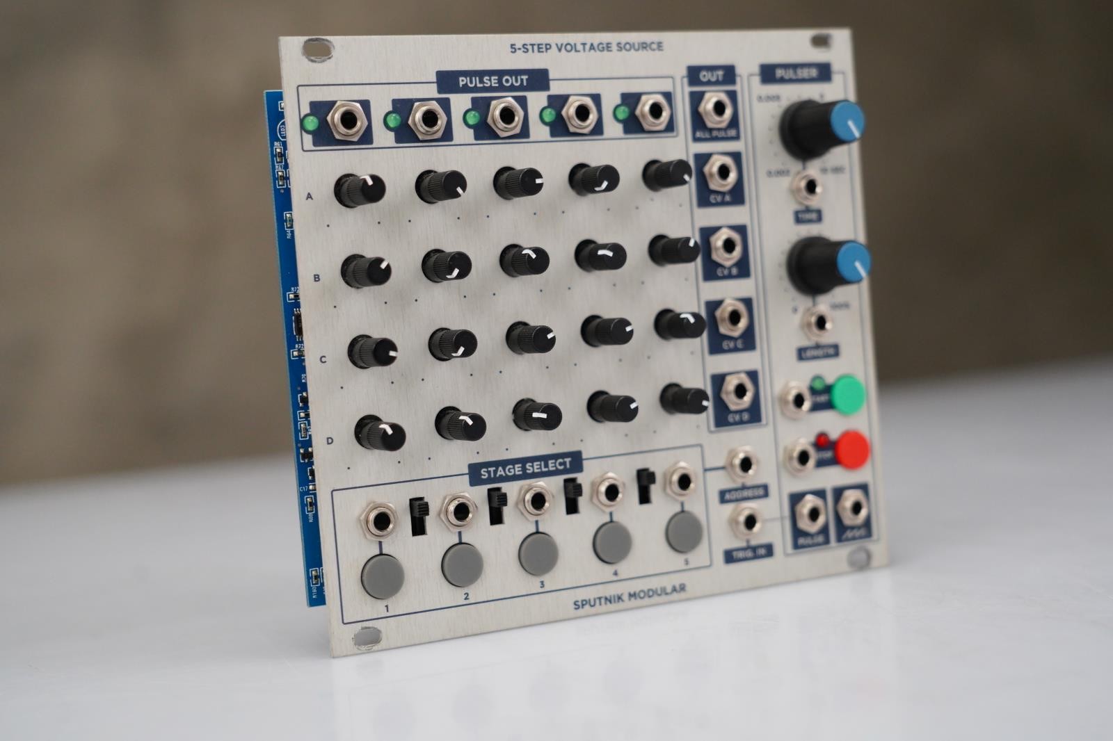Sputnik Modular 5-Step Voltage Source Eurorack Module #58750
