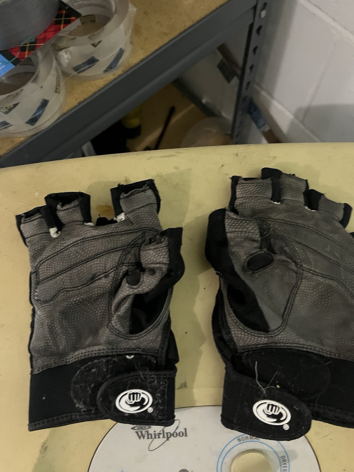 Men’s Bionic Workout Gloves Half Finger Used