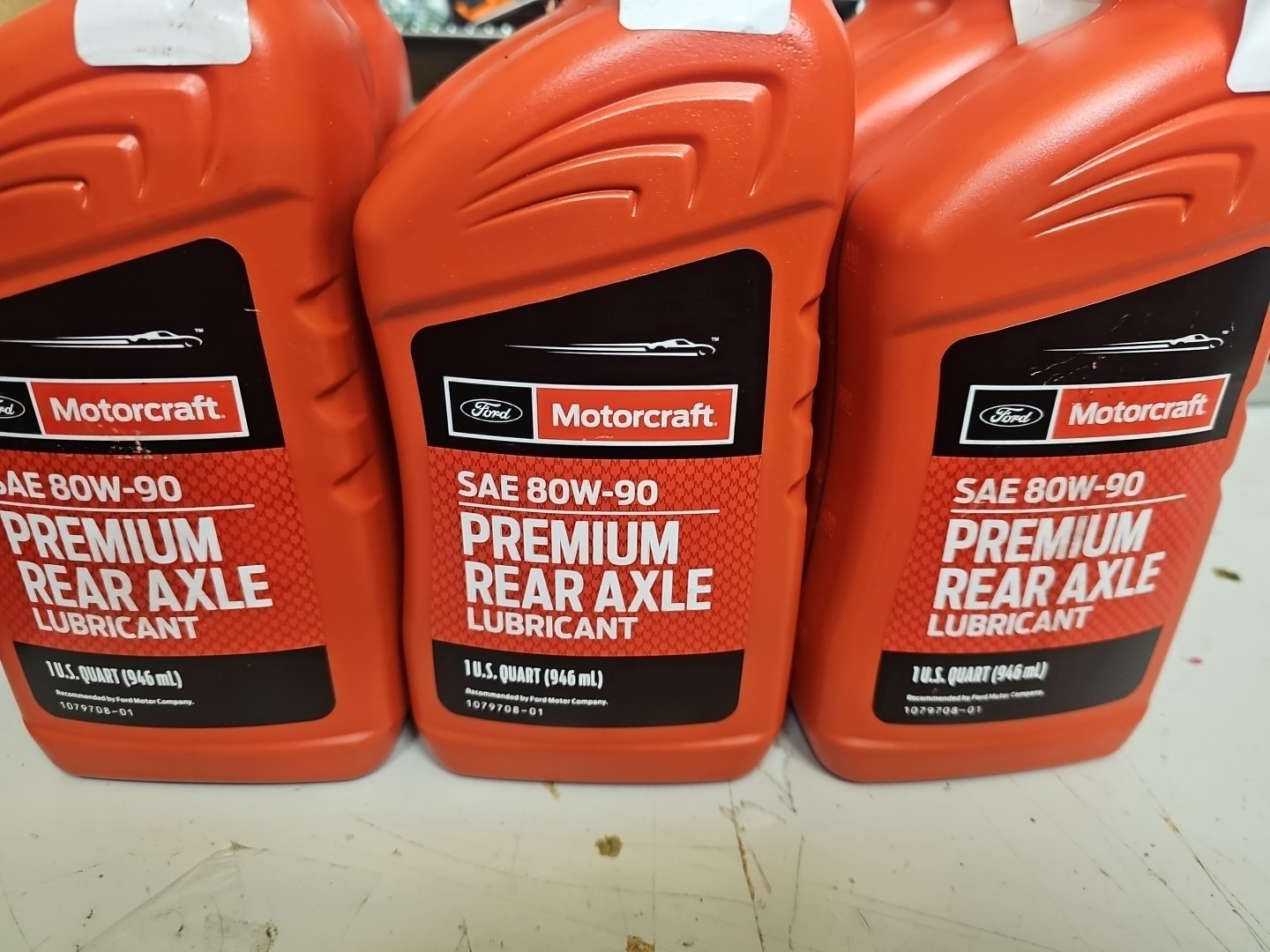 3 Quarts Motorcraft Ford Fluid XY-80W90-QL SAE 80W-90 Premium Rear Axle Gear Oil
