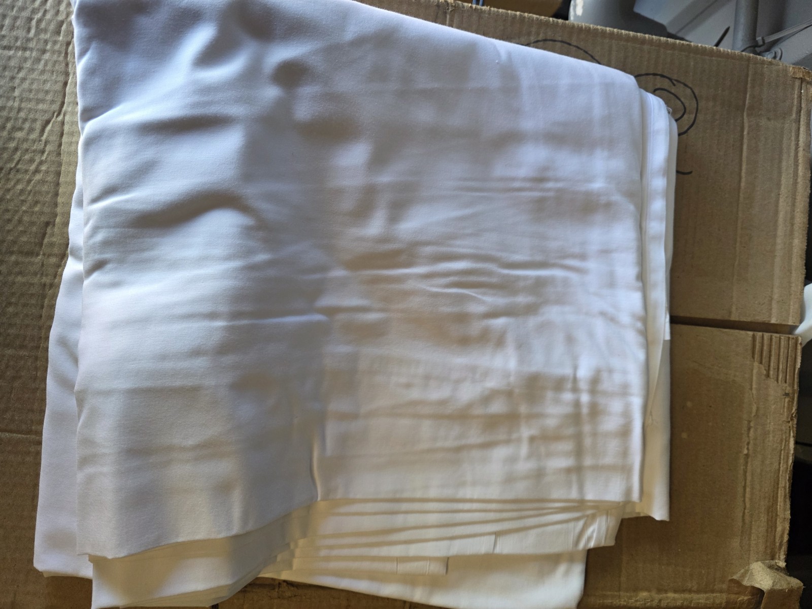 sobel westex T300 White Queen Size