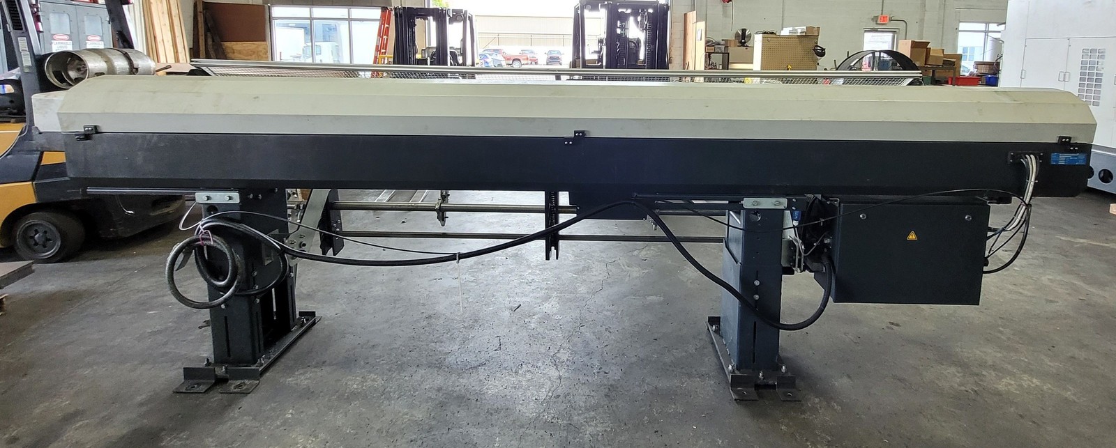 LNS Sprint 565 Bar Feeder