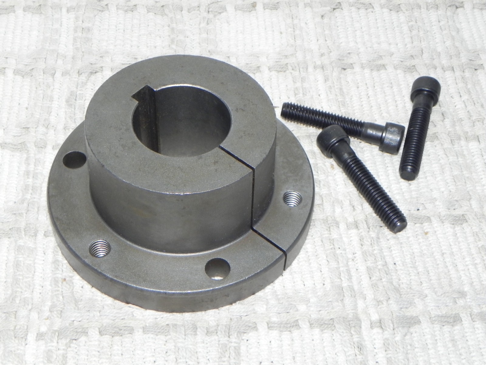 Martin SF 1 9/16 QD Quick Disconnect Bushing 1-9/16" bore, Standard Industrial