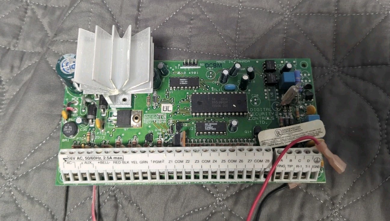 DSC PC5010 (REV 06) Alarm Control Panel PowerSeries Board - Great Condition