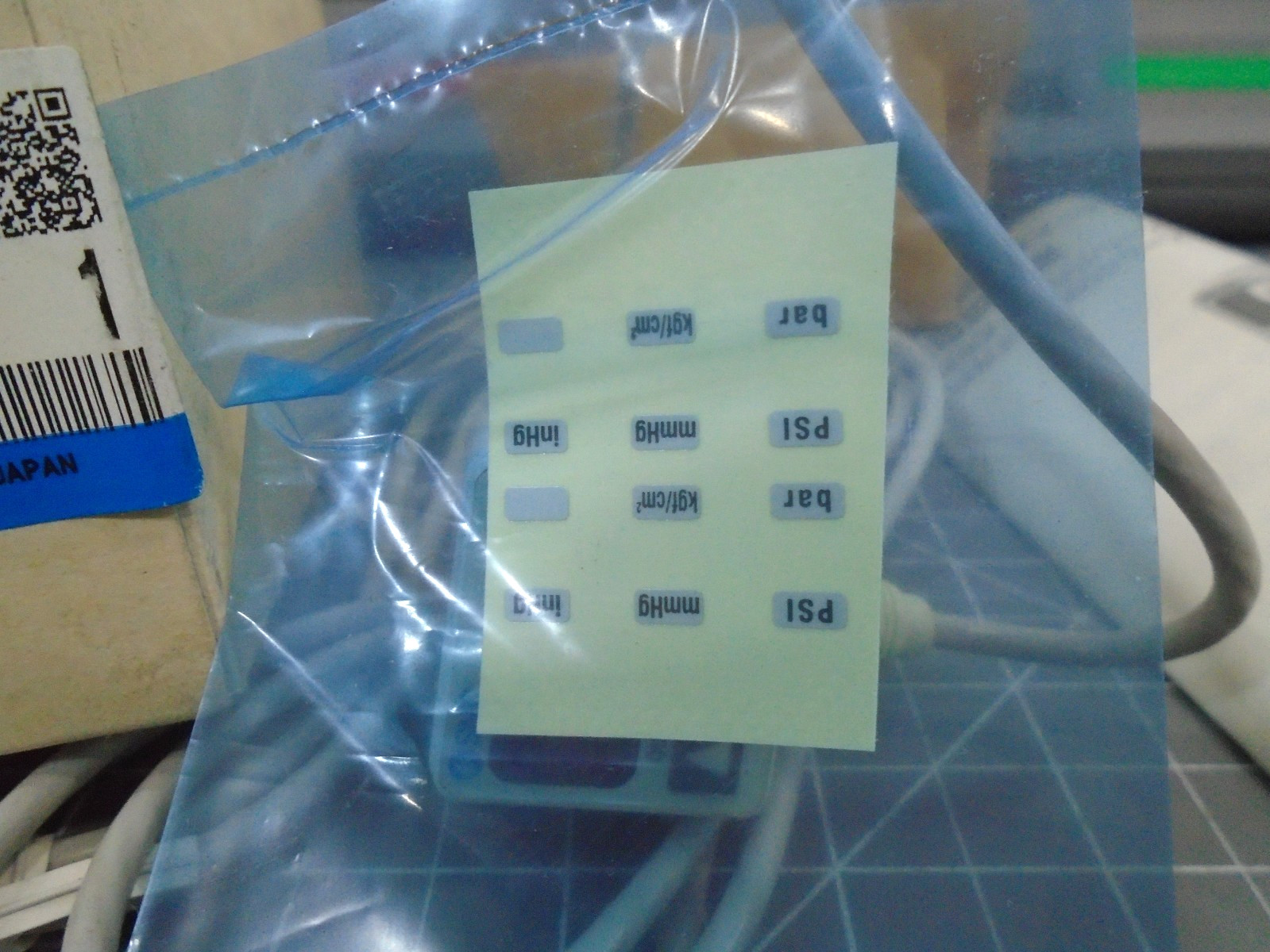 NEW SMC ISE50-T2-22L Digital Pressure Switch Sensor