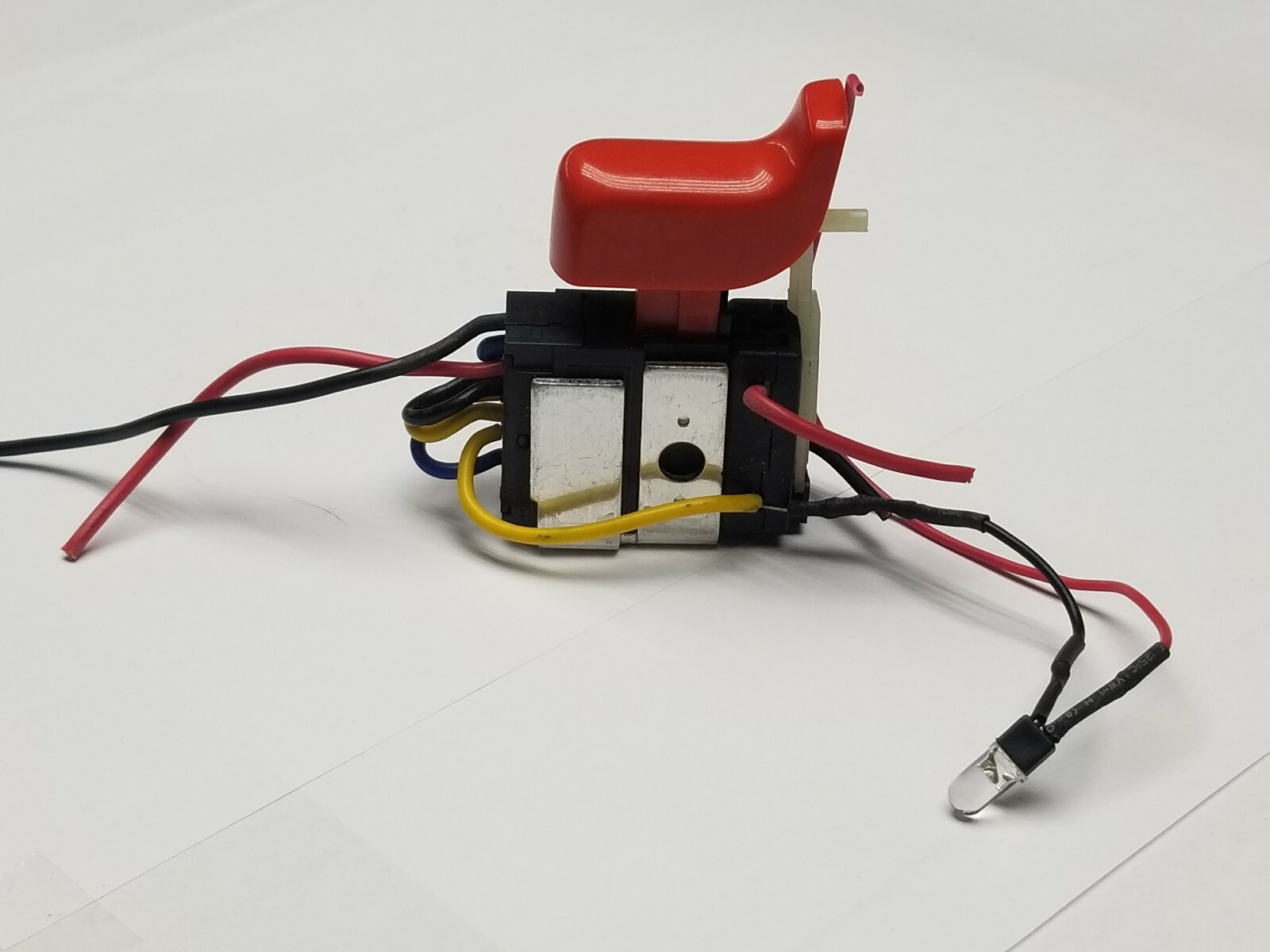 Trigger Switch Double Pole Single Throw 7.2 - 24 v DC @ 15a Momentary DPST NO