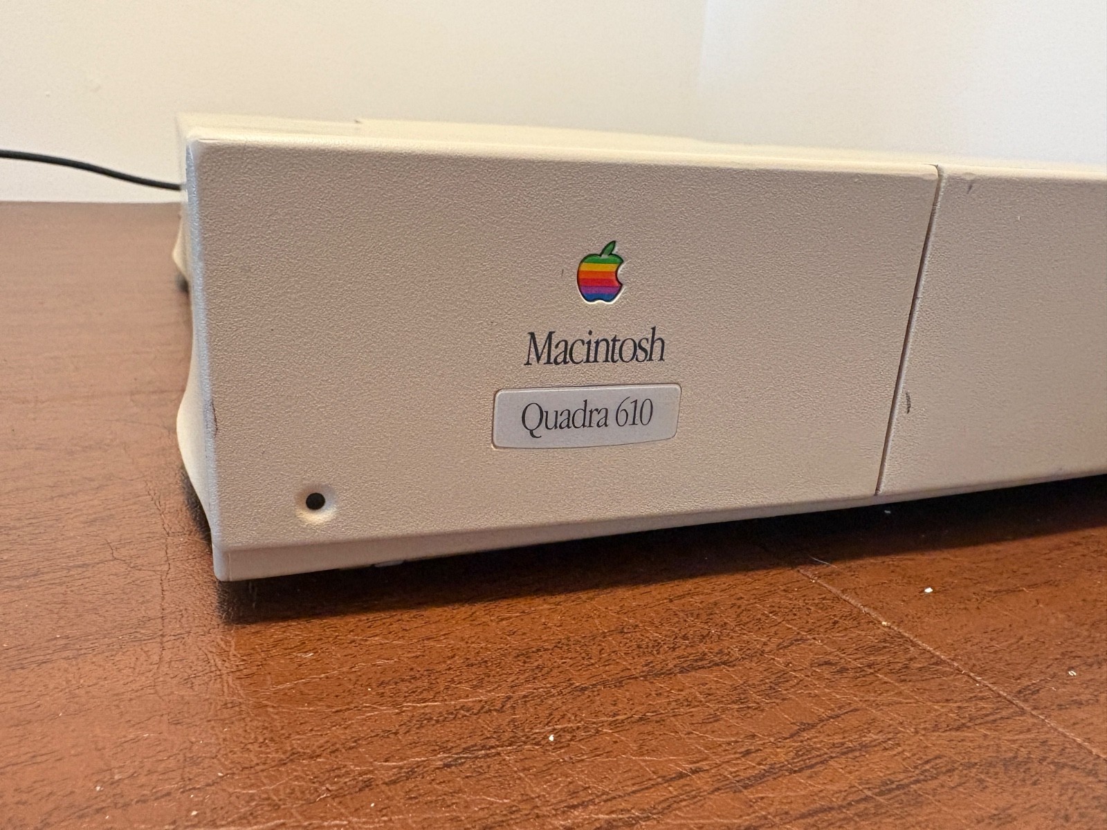 Apple Macintosh Quadra (Centris) 610 - Tested & Working
