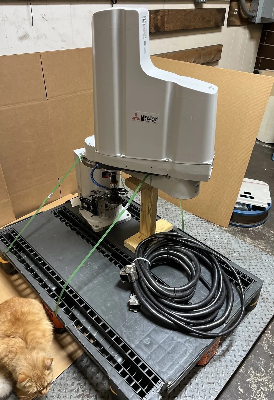 Mitsubishi Industrial Robot MELFA Model RH-12FH-D RH-12FH8535N-D1-S15 12KG