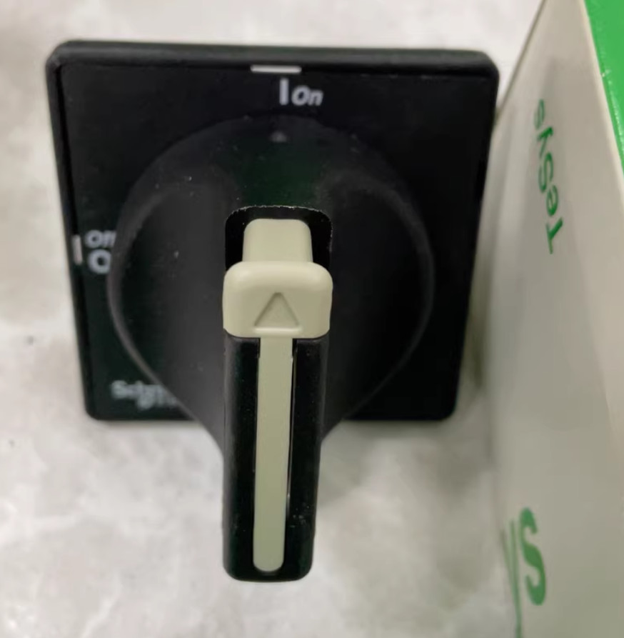 1PC NEW Schneider Black handle panel KAD1PZ #YY