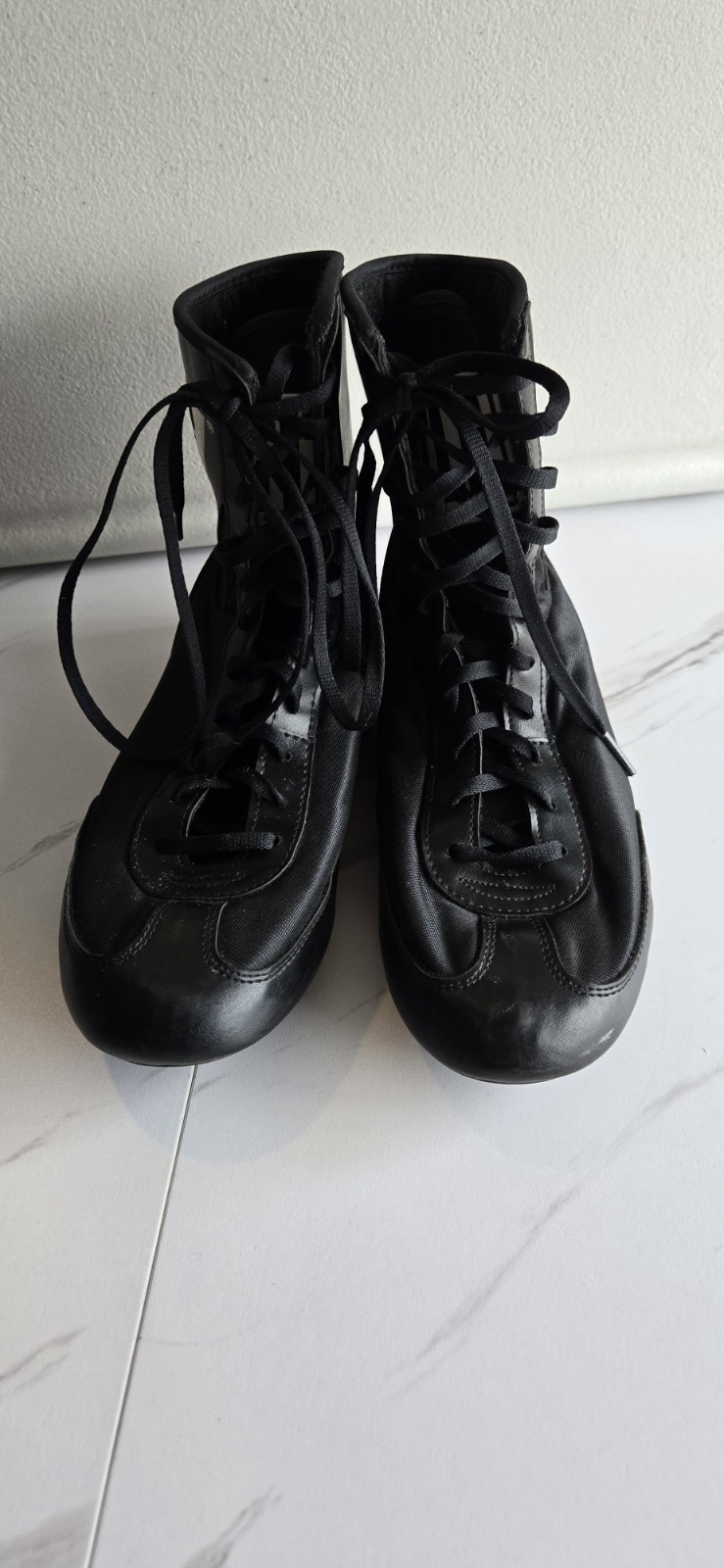 TITLE Boxing High-Top Boxing Shoes Size 8 Mens
