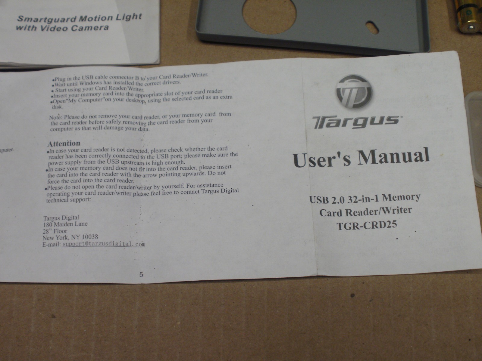 Gemini Consumer Tech. Smartguard Motion Activated Light / Video Recorder
