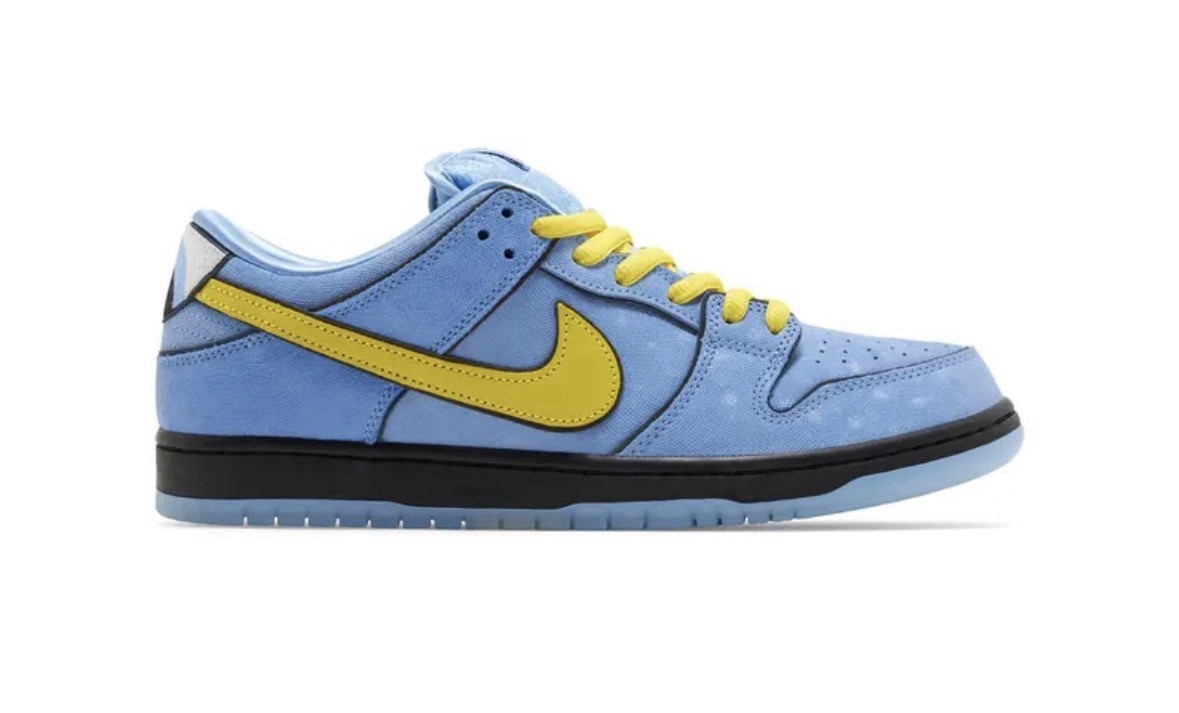 Nike SB Low Top Skateboarding Shoes Blue/Yellow with Yellow Swoosh Design