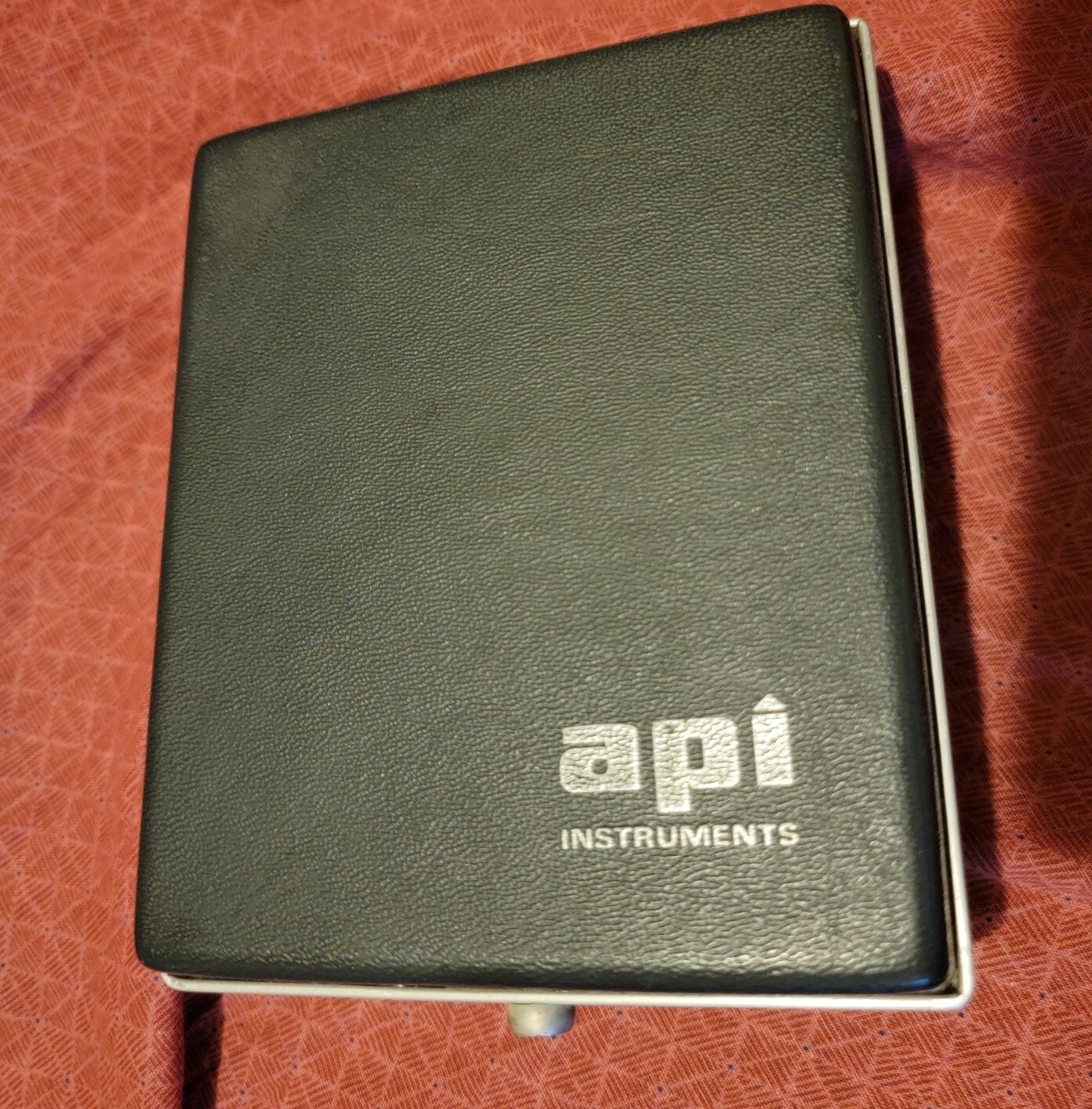 API 3030 Pyrometer