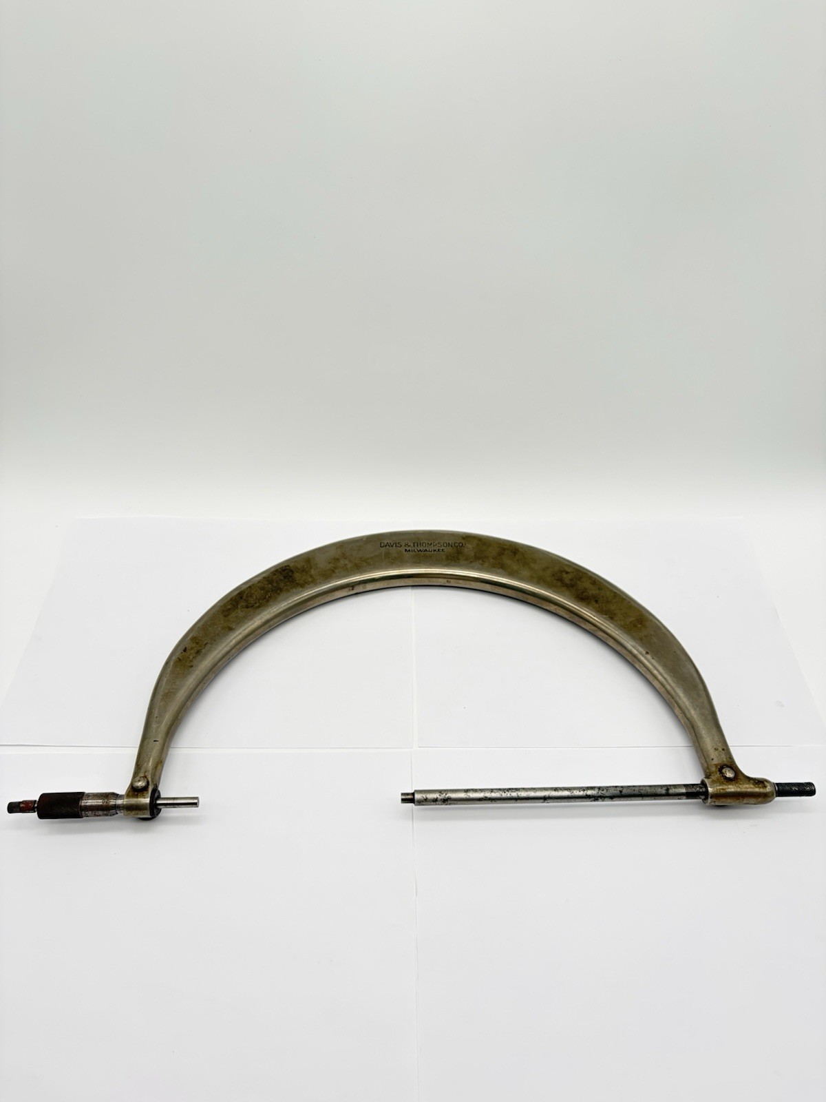DAVIS & THOMPSON CO MILWaukee TUBULAR MICROMETER 18-24"