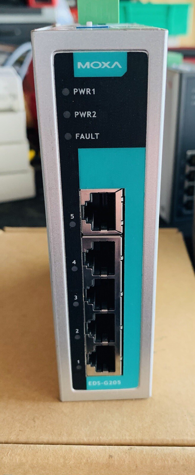 Moxa-EDS-G205, 5port Fast Ethernet Switch.