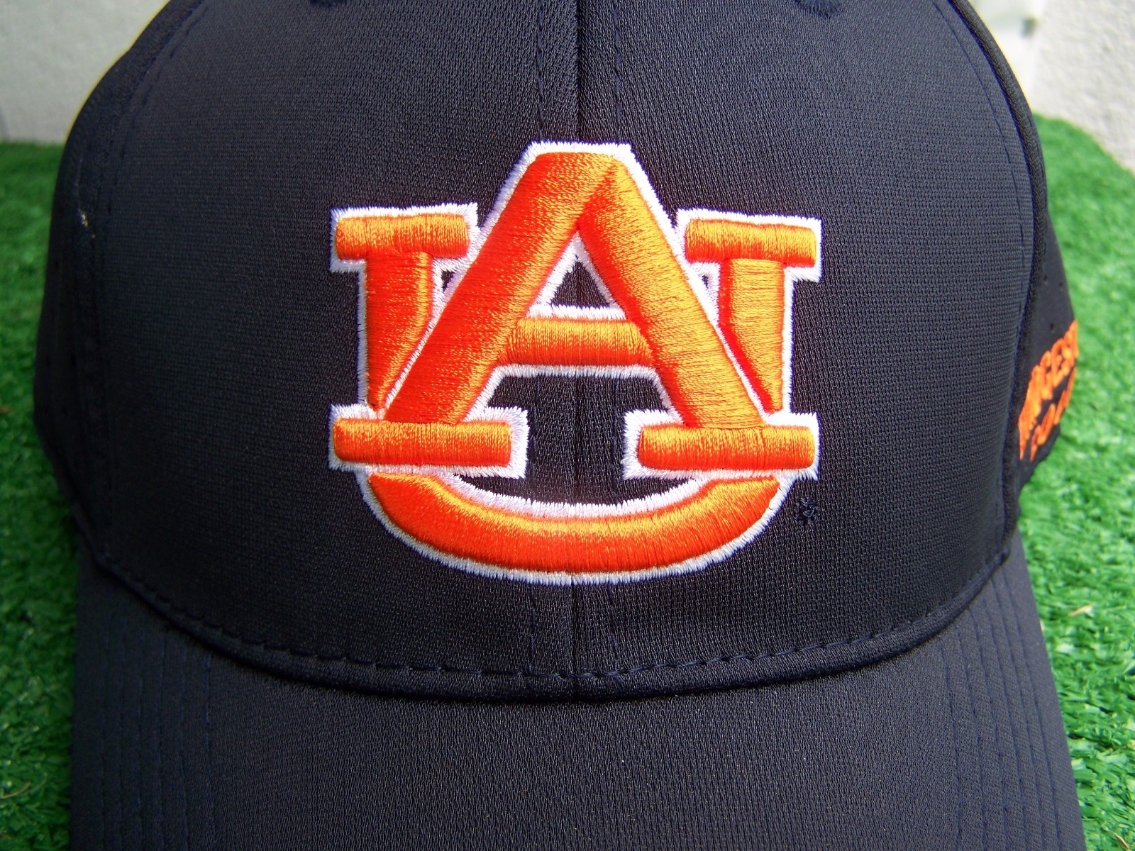 Bridgestone Golf NCAA Auburn Tigers Fitted One Fit Perforated Golf Hat Cap NEW