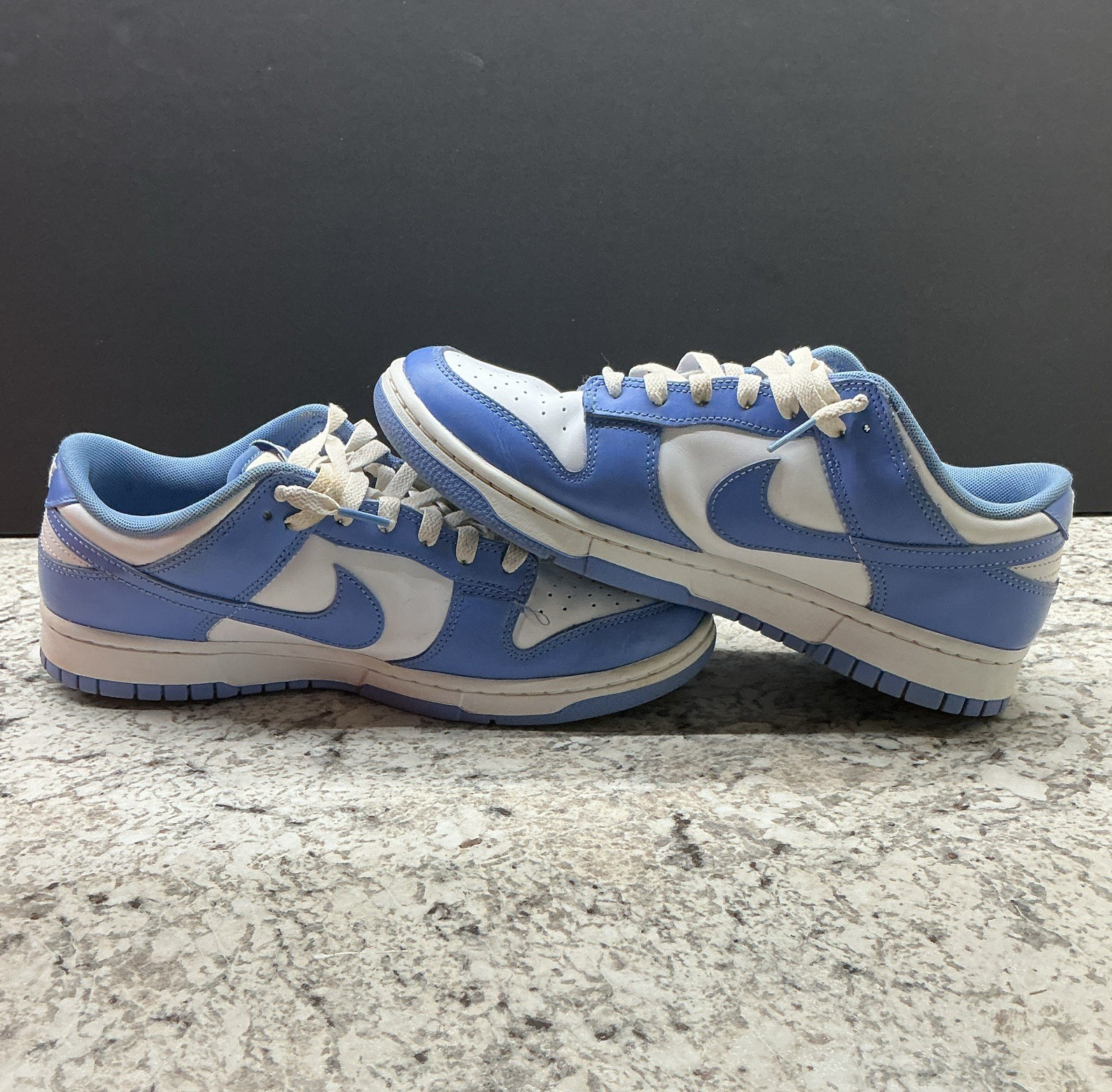 Nike Dunk Low Men’s Low Top Blue/White Colorblock Lace-Up Sneakers Men’s 9.5