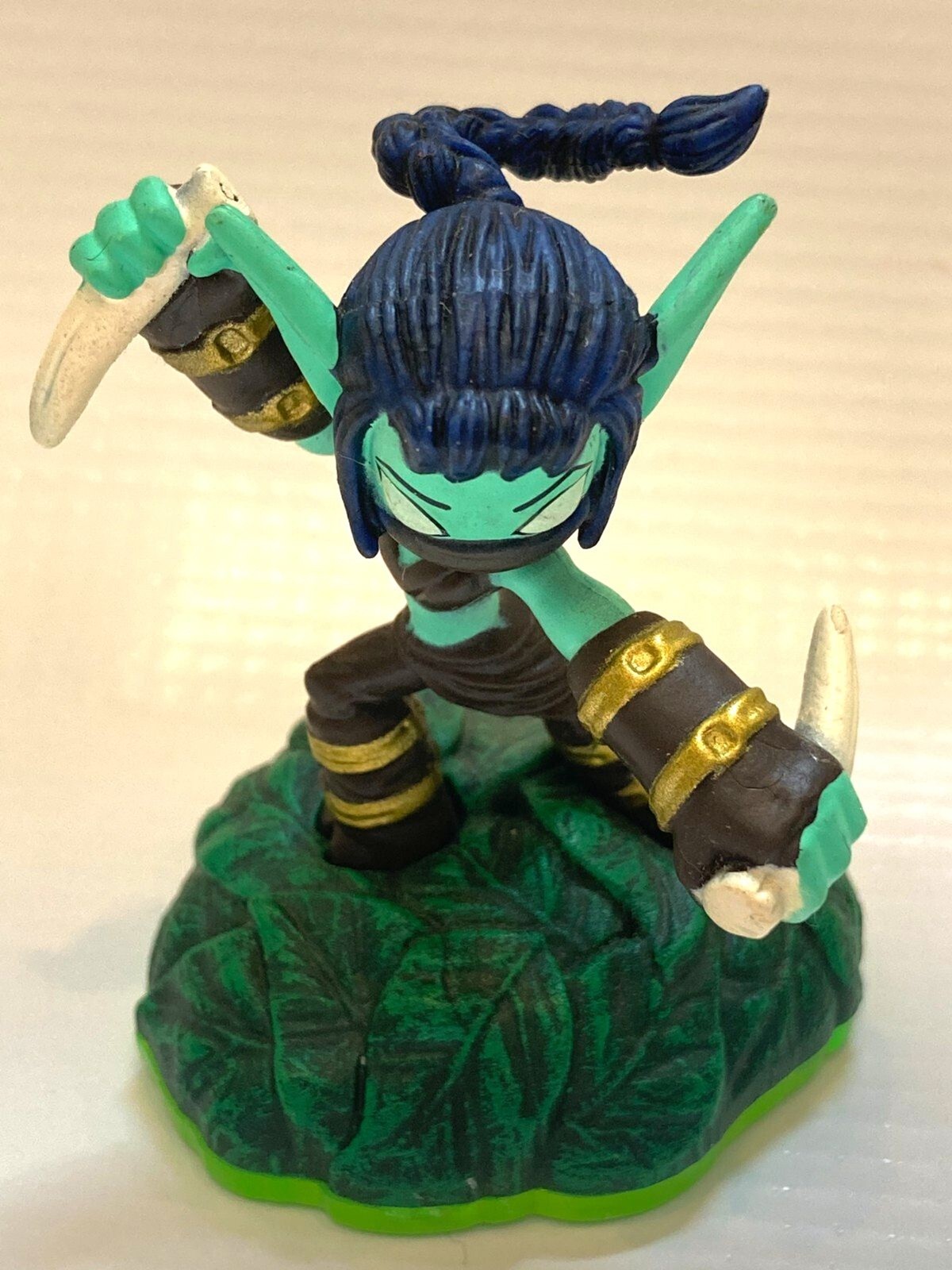 Skylanders Spyro’s Adventure Stealth Elf Figure #83980888 2011 Activision