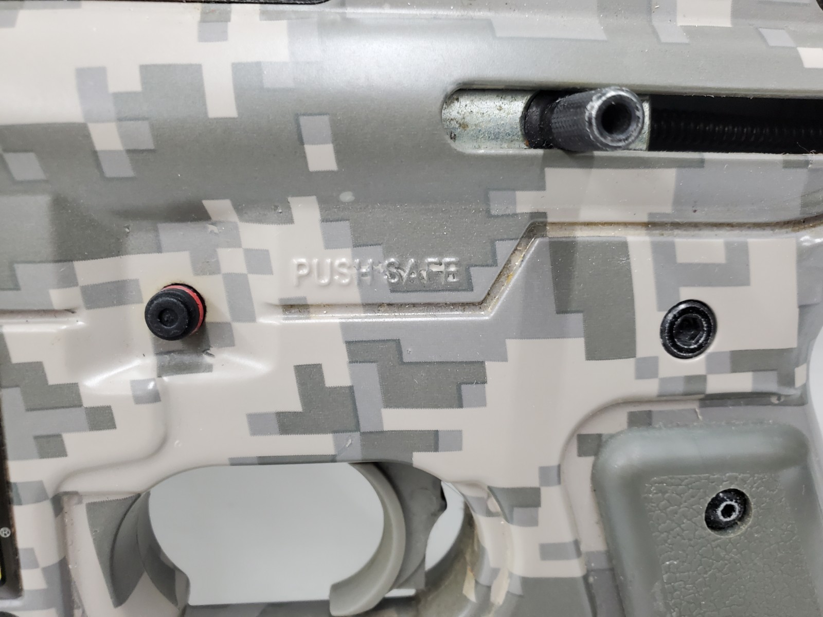 ALPHA BLACK PAINTBALL MARKER (132489-3 AR BY27)