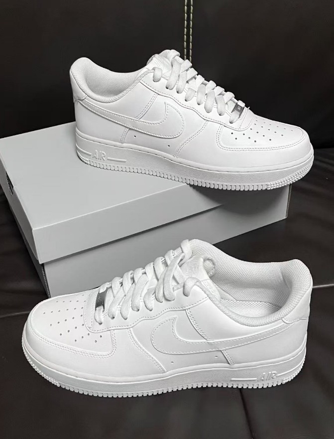 US Size Air Force 1 "Triple White" Low Top Casual Shoes