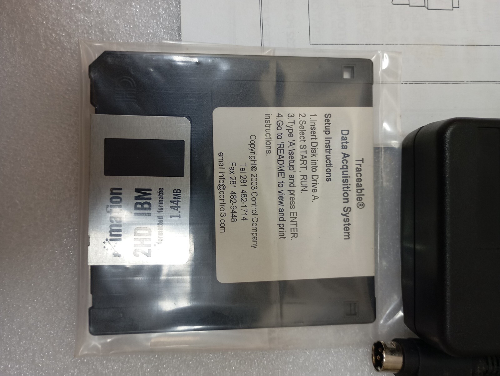 TRACEABLE CONDUCTIVITY METER