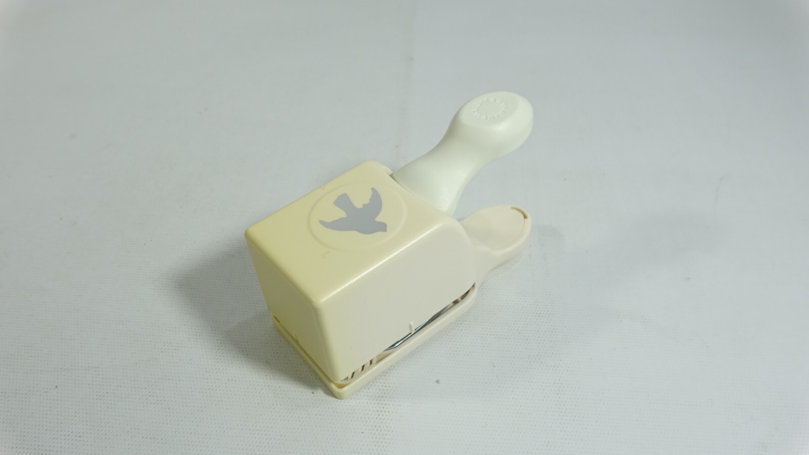 Martha Stewart 2007 Dove Bird Punch #M283111