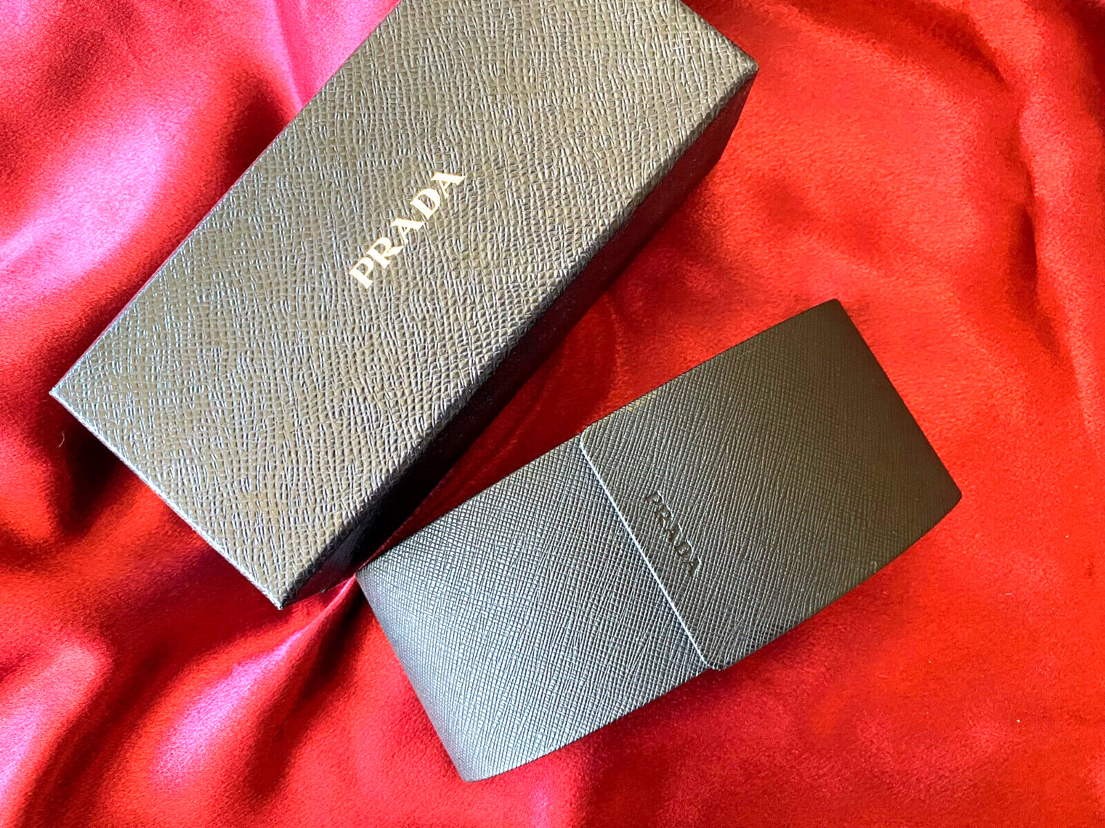 Brand new Authentic Prada Flip Top Eyeglasses case...w/ cloth...large...rare