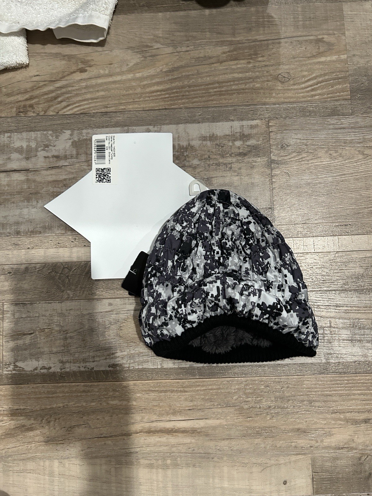 Chaos Headwall Tundra Beanie