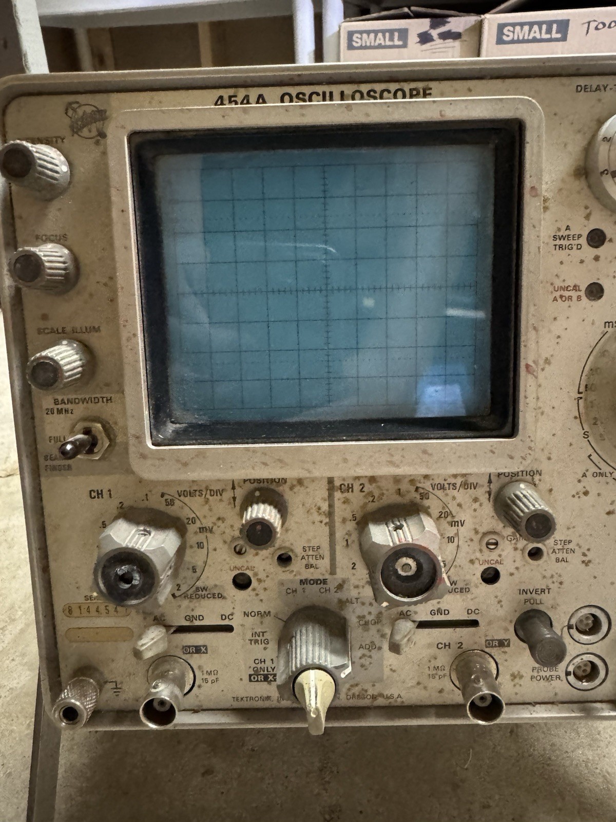 Tektronix 454A 2 Channel Oscilloscope ***Powers On***Untested***