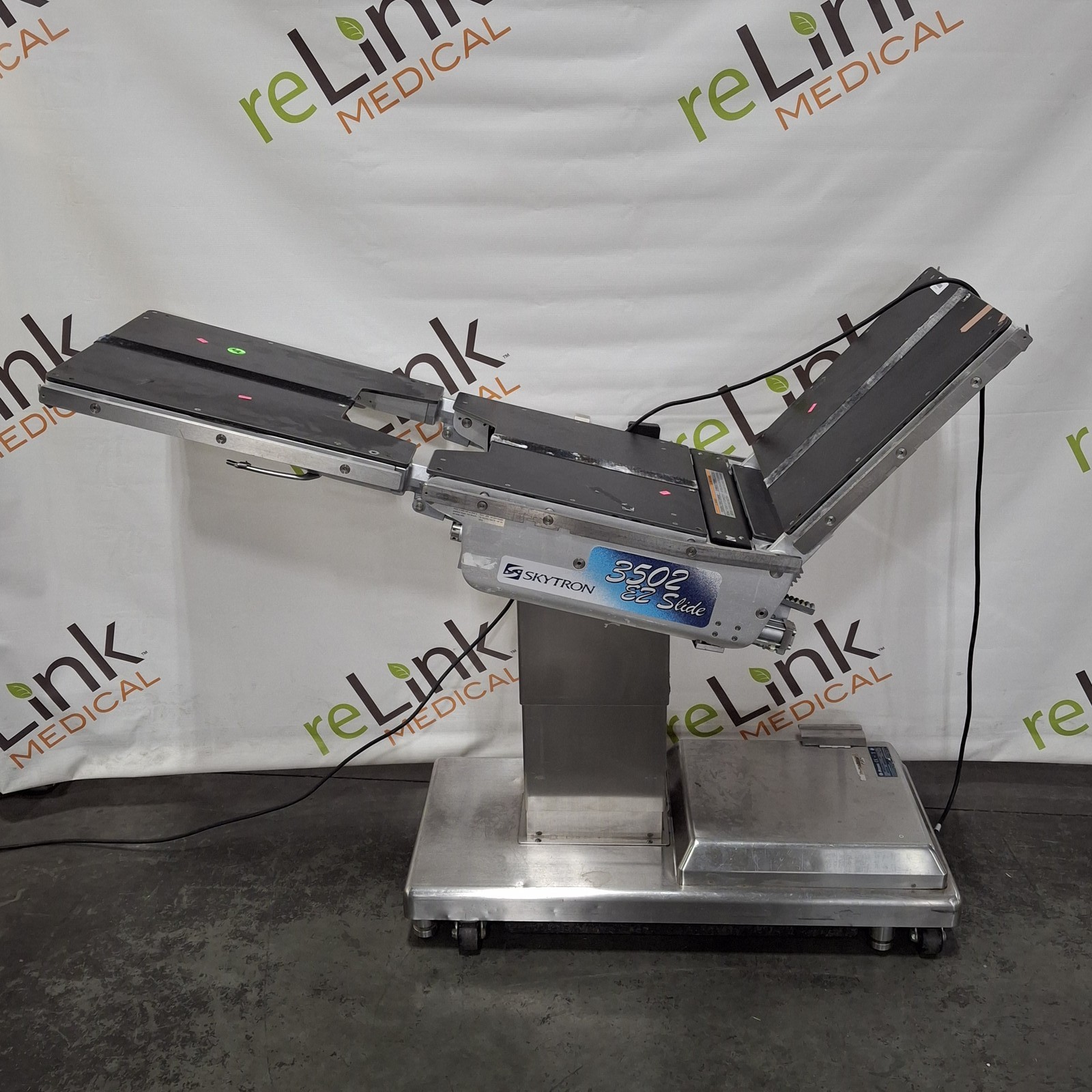 Skytron 3502EZ Slide Surgical Table