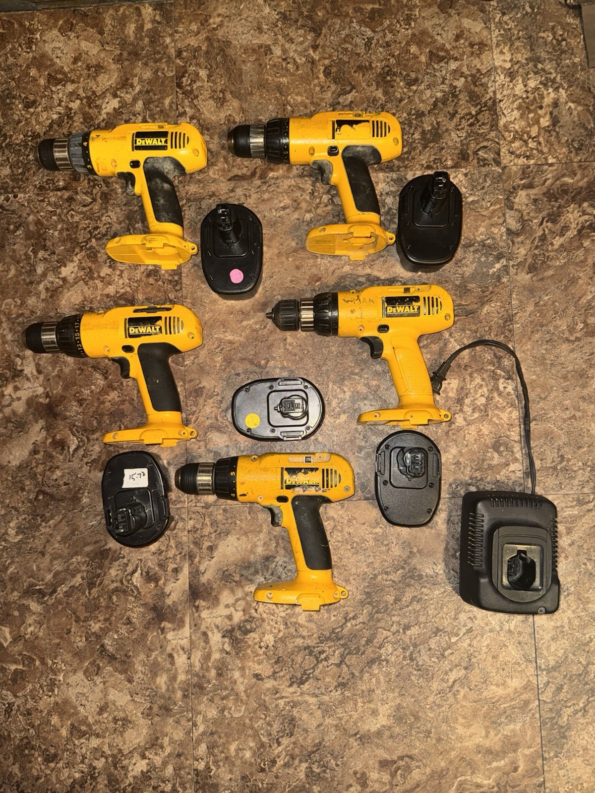 DeWalt 14.4V Cordless Drill/Driver Lot 5 Drills 5 Batteries Charger Tested