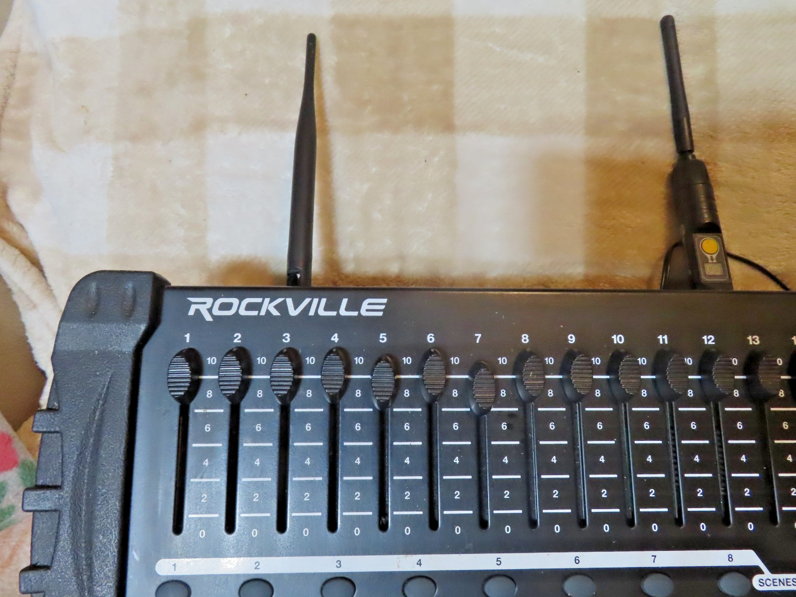Rockville ROCKFORCE W4 384 Channel Wireless DMX Lighting Controller, READ!!!