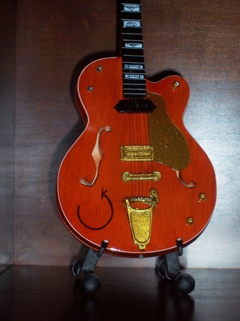 Miniature Guitar For THE CRAMPS POISON IVY Memorabilia FREE Stand GIFT