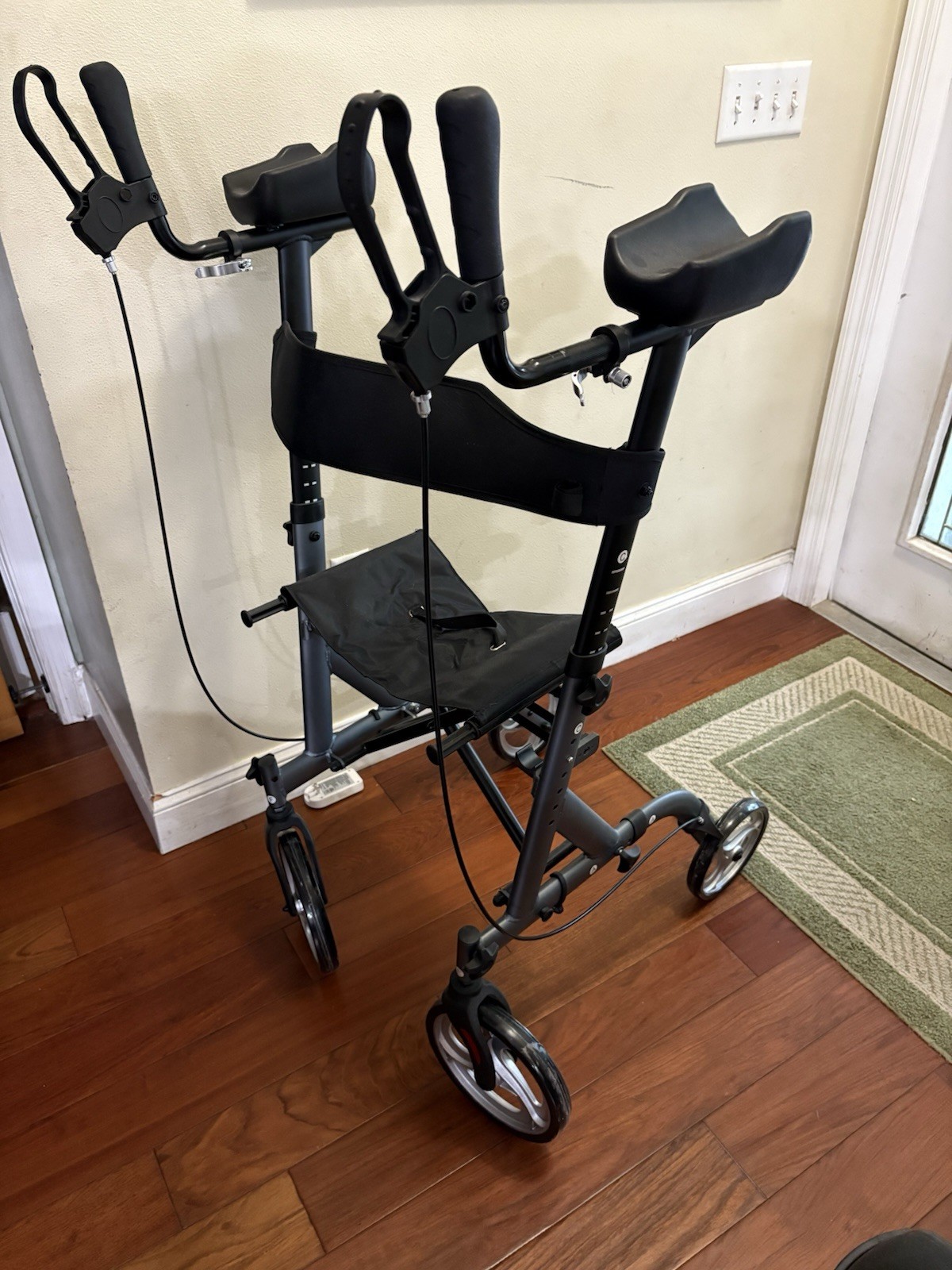Deluxe Upwalker
