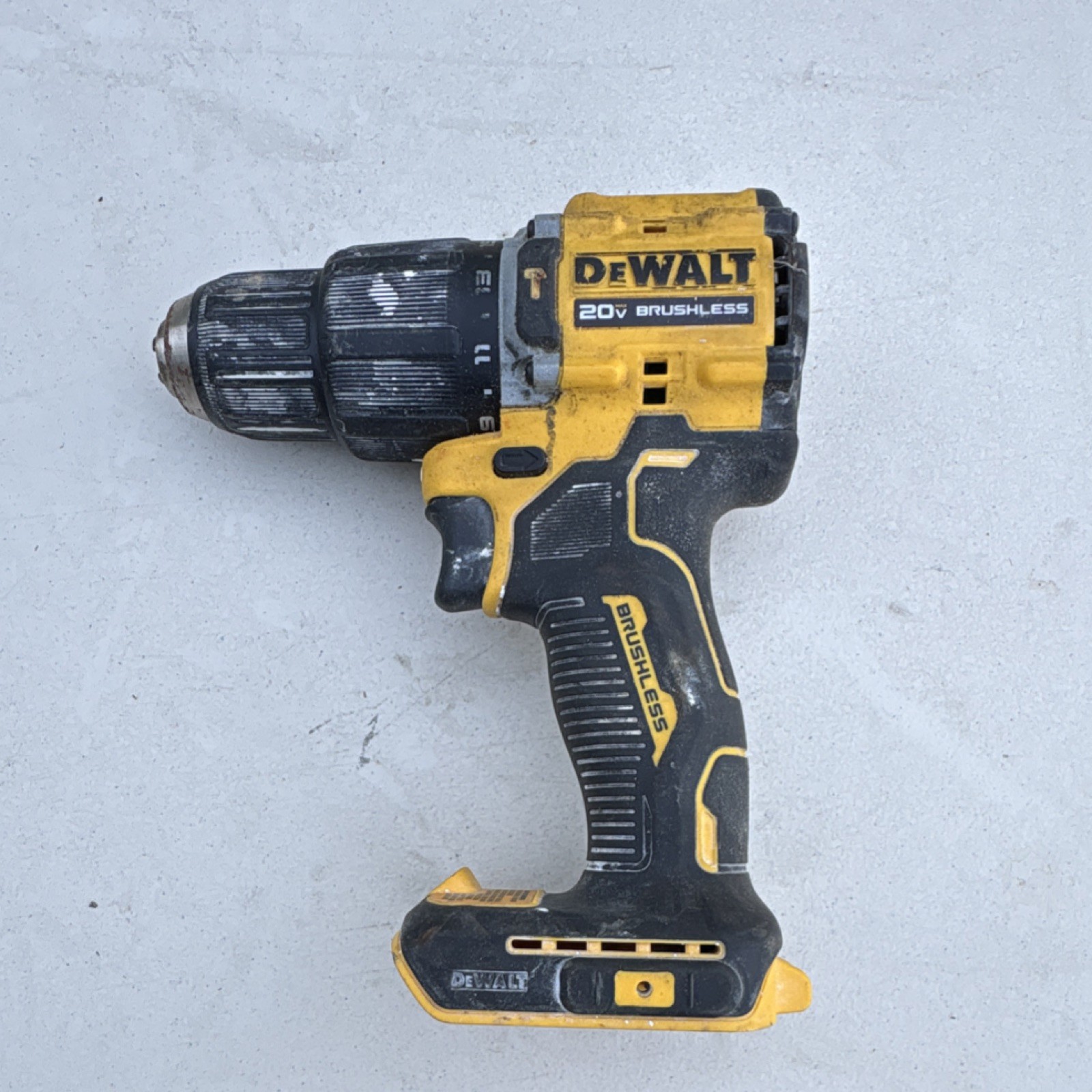DEWALT DCD799 20V MAX XR Brushless 1/2in Keyless Hammer Drill/Driver Tool