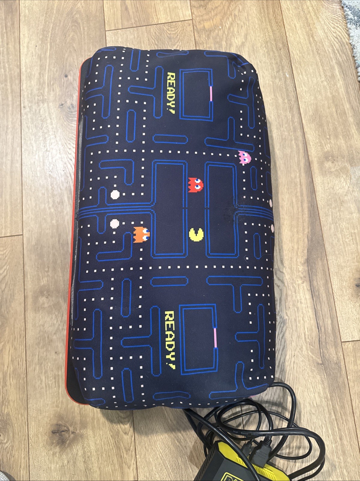 Arcade1UP Pac-Man Couchcade Wireless Arcade Console PAC-E-20640 With GAMES - NM!